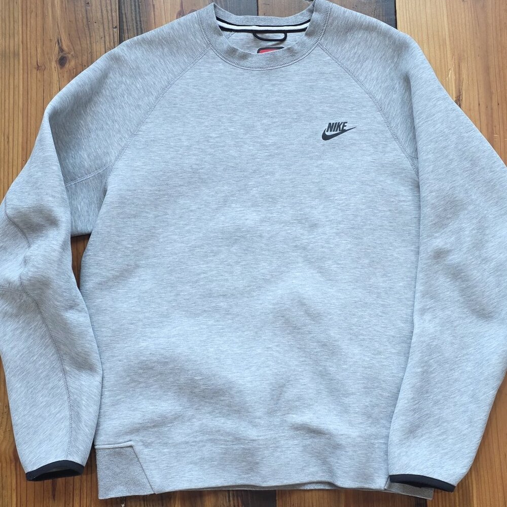Nike Crew Neck Sweatshirt / Light Grey Size Medium